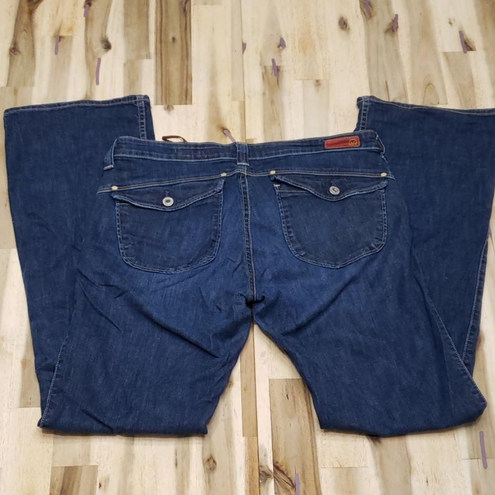 👖AG The Freedom Jeans 30R